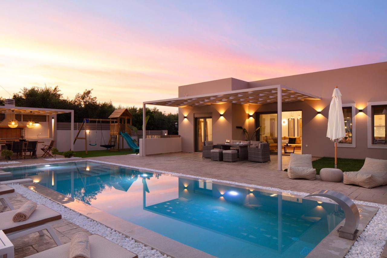 Koin Villa Sunset, With Heated Pool & Whirlpool, By Thinkvilla Perama  Esterno foto